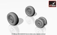 Mikoyan MiG-29A/B/UB Fulcrum weighted wheels, early